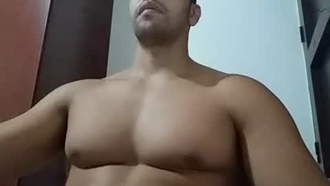 Snapshot of fitchestabs_69 chatting on November 2025 03:40:01 PM fitchestabs_69 online show from November 2025 03:40:01 PM