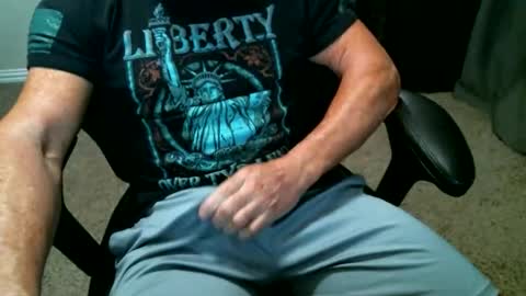 fitguy40 online show from May 2026 02:51:02 AM