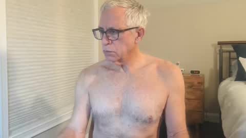 Snapshot of fitman999 chatting on December 2024 02:19:02 AM Jon online show from December 2024 02:19:02 AM