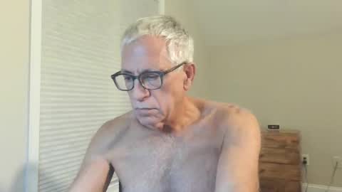 Snapshot of fitman999 chatting on October 2025 12:19:01 AM Jon online show from October 2025 12:19:01 AM