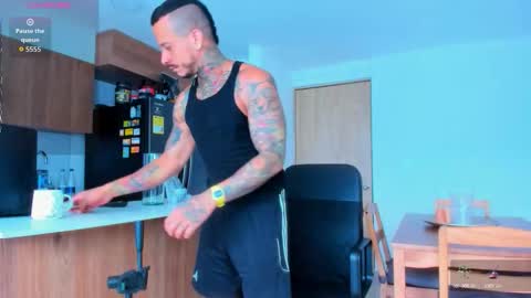 Elias Valencia online show from October 2025 01:42:02 PM