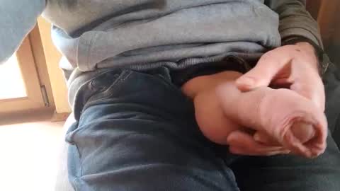 Snapshot of fiveforwilly1 chatting on February 2026 09:03:02 AM Markus online show from February 2026 09:03:02 AM