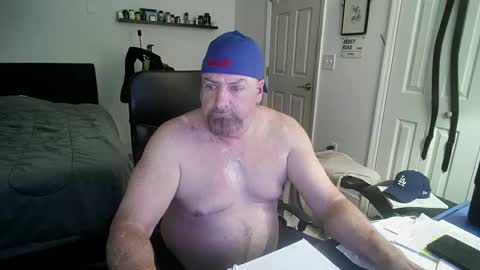 Florida guy online show from October 2025 07:01:02 PM