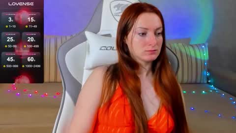 Yana online show from November 2025 12:10:01 AM