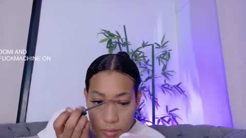 Flavia online show from December 2025 07:09:01 PM