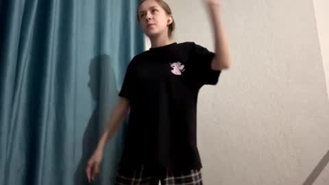 Emma online show from March 2026 06:25:01 PM