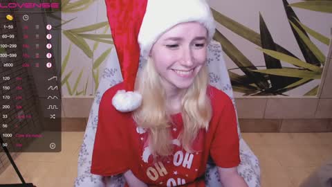 Snapshot of fleximona chatting on December 2024 12:16:02 PM FlexiMona online show from December 2024 12:16:02 PM