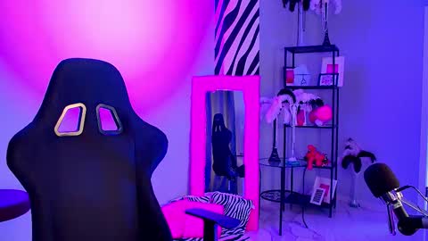 Flexyfoxy online show from March 2026 06:32:01 PM