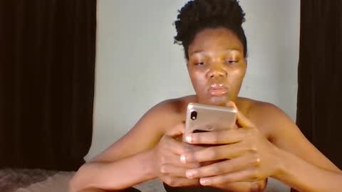 flirtxxdiva online show from February 2026 07:10:01 PM