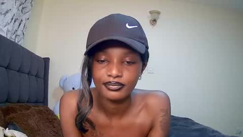 Snapshot of flirtyy_sheery chatting on December 2024 06:13:02 AM sheery online show from December 2024 06:13:02 AM