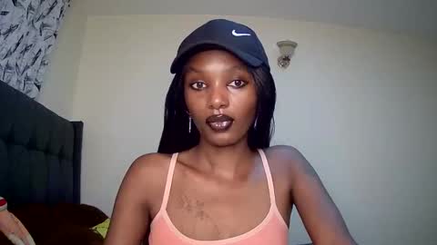 Snapshot of flirtyy_sheery chatting on January 2025 03:37:01 AM sheery online show from January 2025 03:37:01 AM