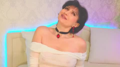 Snapshot of flor_vi chatting on December 2024 11:07:02 AM Victoria create your account through my link  online show from December 2024 11:07:02 AM