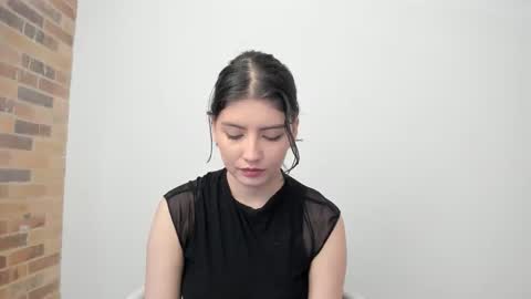 Snapshot of flordejamaica chatting on November 2025 09:17:02 PM Tell me My Love online show from November 2025 09:17:02 PM