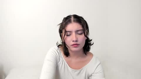 Snapshot of flordejamaica chatting on November 2025 12:00:02 AM Tell me My Love online show from November 2025 12:00:02 AM