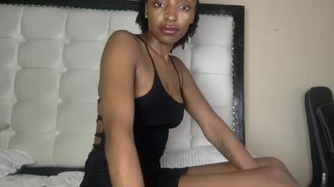 Snapshot of flower748 chatting on June 2026 06:19:02 PM flower748 online show from June 2026 06:19:02 PM
