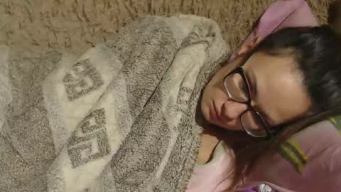 say meow and send tip  online show from December 2024 10:01:02 PM