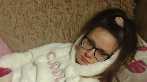 say meow and send tip  online show from December 2024 07:46:02 PM