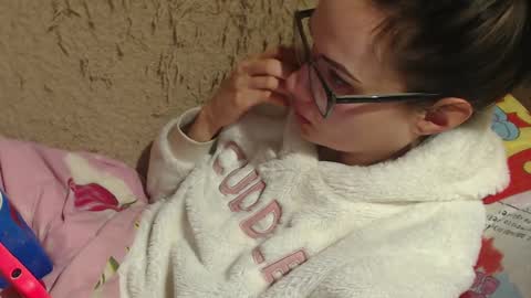 say meow and send tip  online show from February 2025 10:01:01 PM