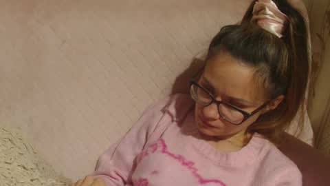 say meow and send tip  online show from October 2025 03:56:02 PM