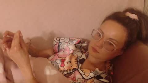 Snapshot of flowercandydoll13 chatting on June 2026 09:04:01 PM say meow and send tip online show from June 2026 09:04:01 PM