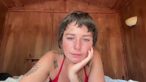 Snapshot of flowergirl448844 chatting on January 2025 11:44:02 PM Flowergirl online show from January 2025 11:44:02 PM