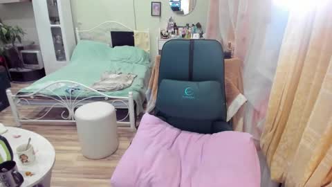 Flowerlower online show from February 2026 08:34:01 PM