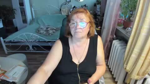 Snapshot of flowerlover8 chatting on July 2026 06:36:01 PM Flowerlower online show from July 2026 06:36:01 PM
