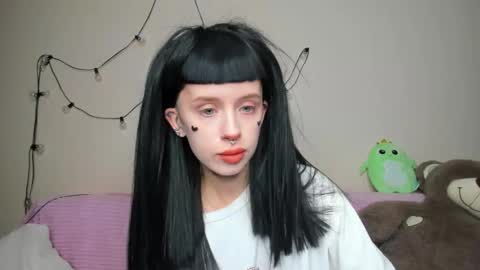 Snapshot of flowerofsin2001 chatting on September 2025 04:30:02 PM Flower online show from September 2025 04:30:02 PM