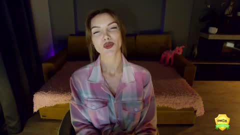 Snapshot of flowerr_powerr chatting on May 2026 08:47:02 PM Katrin online show from May 2026 08:47:02 PM