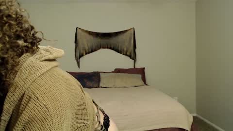 FlowQueen online show from January 2025 06:57:02 AM