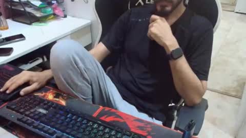 Snapshot of flowthefun chatting on June 2026 06:42:02 PM flowthefun online show from June 2026 06:42:02 PM