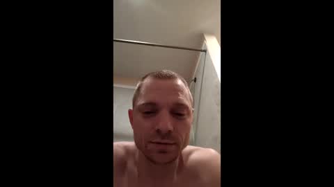 floydw117 online show from March 2026 01:33:02 AM