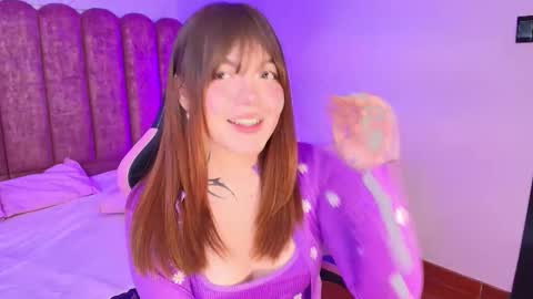  FLUFFY BUBBLE  online show from December 2025 04:31:02 AM