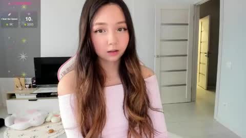 Snapshot of fluffy_rose chatting on May 2026 03:00:01 AM Rose online show from May 2026 03:00:01 AM