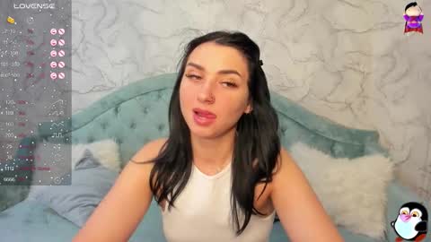 Snapshot of flufyfoxx chatting on October 2025 11:50:01 PM Lina online show from October 2025 11:50:01 PM