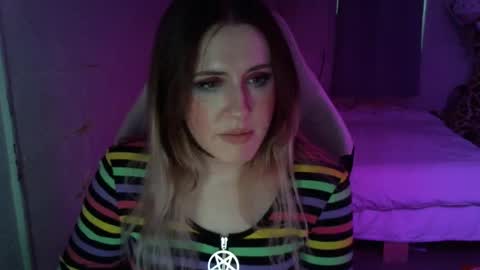 Snapshot of fluxsux chatting on October 2025 01:11:01 PM Flux online show from October 2025 01:11:01 PM