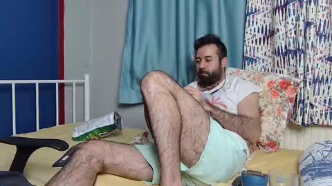 Fly online show from November 2025 10:45:01 PM