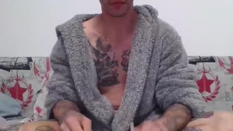 flylen online show from January 2026 03:00:02 AM