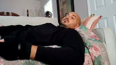 Frank online show from December 2024 10:26:02 PM