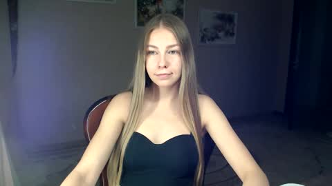 Molli  Ready for any play with you. Hottest show in pvt  Help a student earn big tokens  online show from October 2025 07:46:02 PM