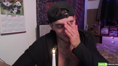 Folleti online show from January 2025 04:25:02 AM