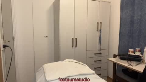 Snapshot of footaurastudio chatting on March 2026 02:46:01 AM footaurastudio online show from March 2026 02:46:01 AM