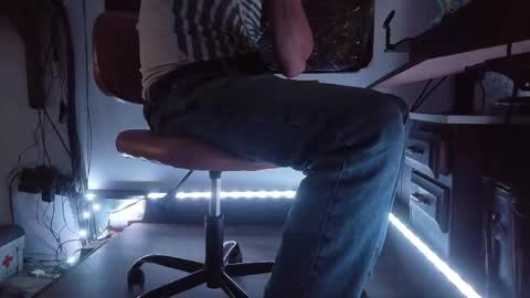 Snapshot of footlover6 chatting on April 2026 06:56:02 AM Thomas Jefferson online show from April 2026 06:56:02 AM