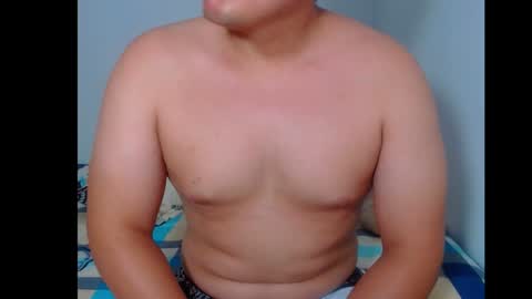 Snapshot of forbidden_games__ chatting on January 2025 01:35:01 AM emely and felix online show from January 2025 01:35:01 AM