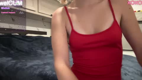 Elaine online show from December 2024 01:07:02 AM