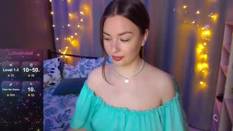 Julia online show from December 2024 01:51:02 AM