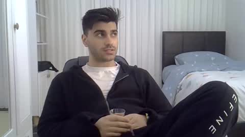 fortiori8 online show from December 2025 08:03:01 PM