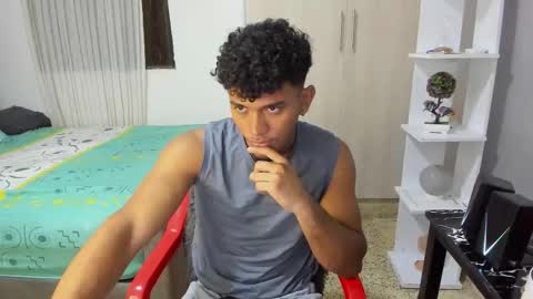 Fox online show from November 2025 06:02:02 AM