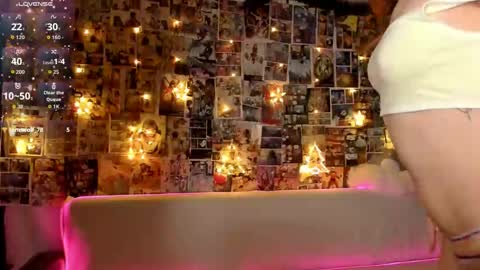 Lisa online show from January 2026 06:45:01 PM