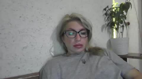 Snapshot of fox_red_lady7 chatting on October 2025 07:10:02 PM fox_red_lady7 online show from October 2025 07:10:02 PM